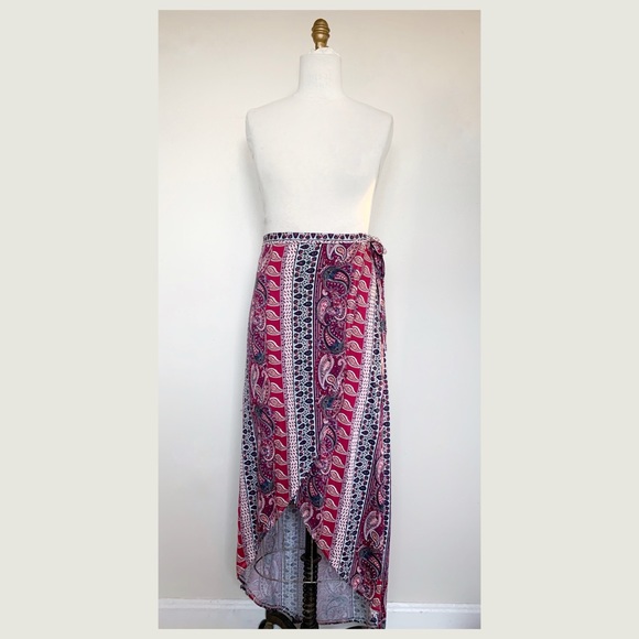 Paisley Printed Hi-Low Side Bow Wrap Skirt NWOT - Picture 5 of 5